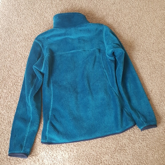SOLD!! Patagonia Pullover - Picture 5 of 5